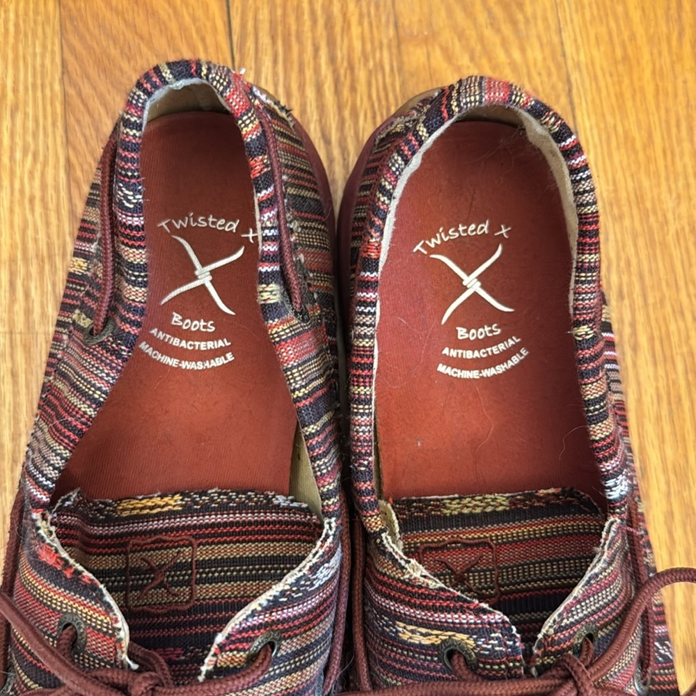 Twisted X Women’s Striped Red Multi Driving Moccasins Size 11 - Picture 6 of 8